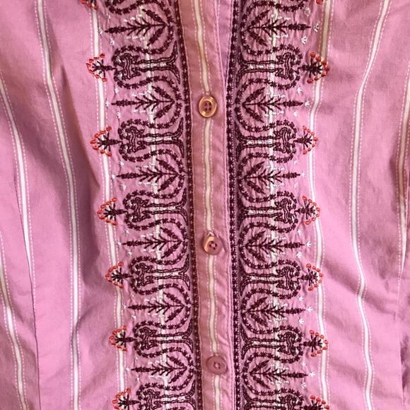 NY & Co Short Sleeve Embroidered Blouse - Picture 2 of 6